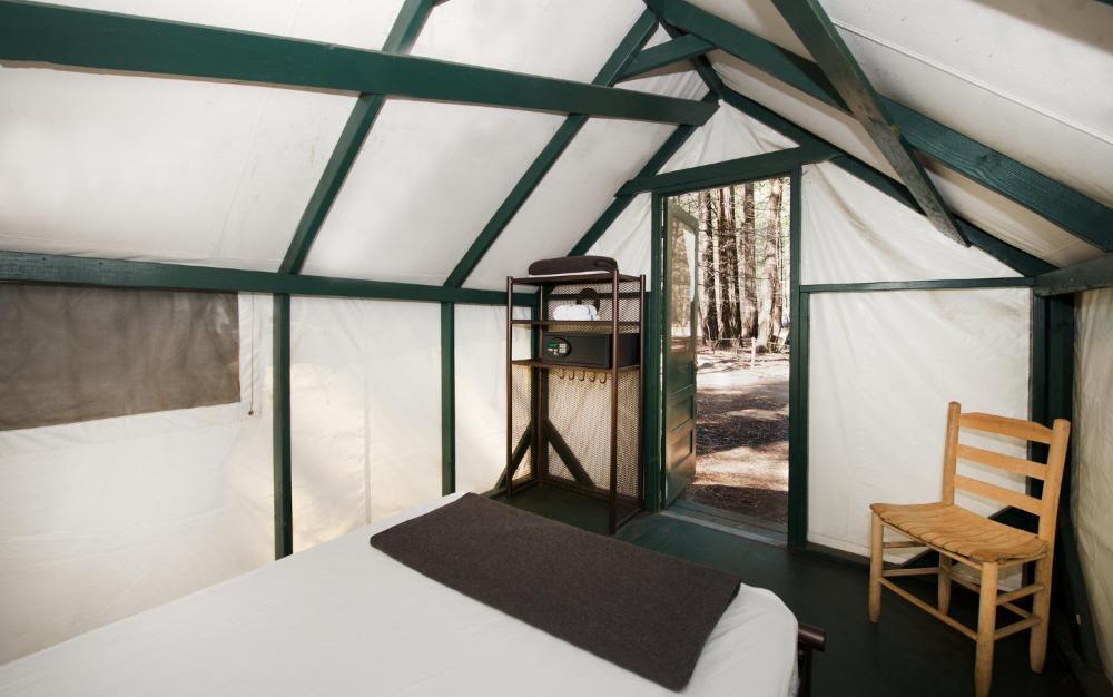 Unheated Tent 1D interior